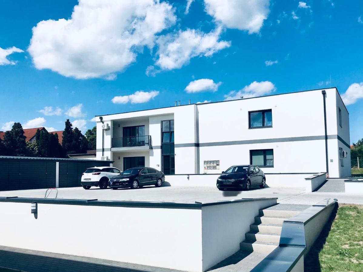 Apartman 001 Bük Exteriör bild